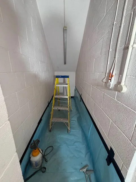 HSE-licensed asbestos gasket strip-out in N15